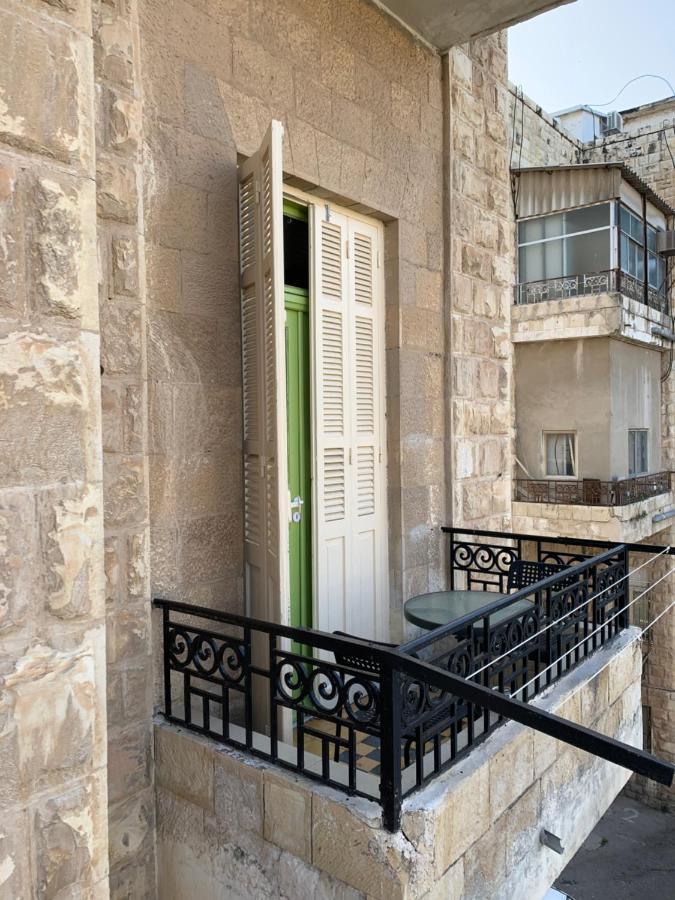 חיפה Guesthouse Comfy - Separate Rooms In The Apartment For A Relaxing Holiday מראה חיצוני תמונה