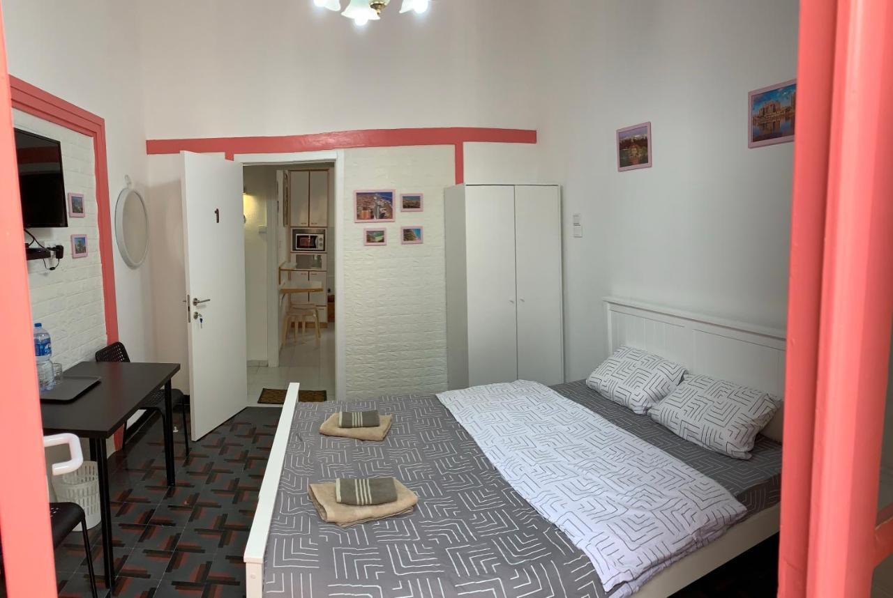 חיפה Guesthouse Comfy - Separate Rooms In The Apartment For A Relaxing Holiday מראה חיצוני תמונה