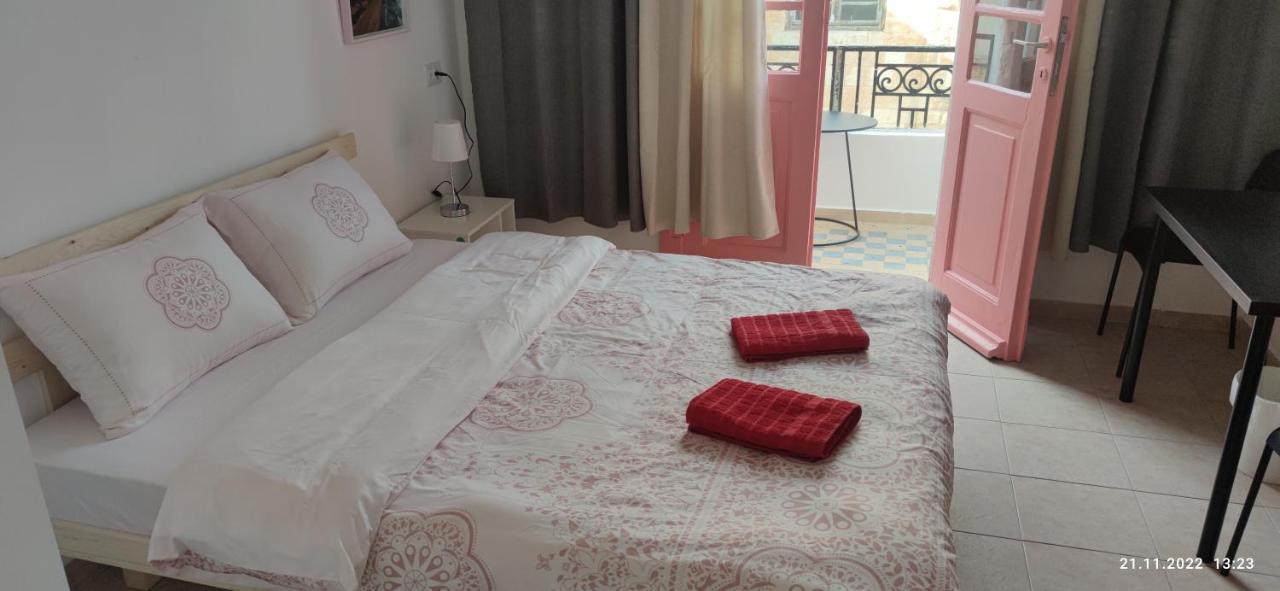 חיפה Guesthouse Comfy - Separate Rooms In The Apartment For A Relaxing Holiday מראה חיצוני תמונה