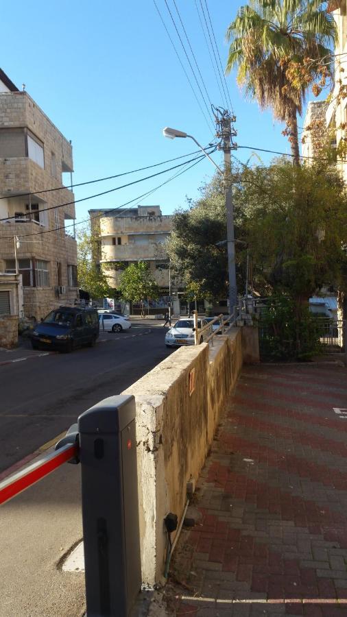 חיפה Guesthouse Comfy - Separate Rooms In The Apartment For A Relaxing Holiday מראה חיצוני תמונה